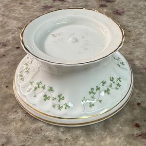 Royal Tara Fine Bone China Ireland Shamrock Candle Stand